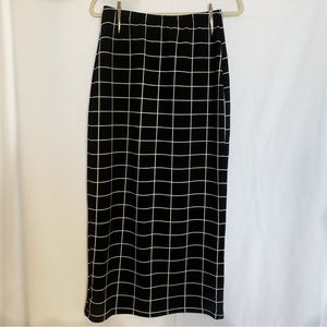 Verdusa Women's Plus Size Plaid Print Bodycon Long Pencil Skirt Black 0XL - Used